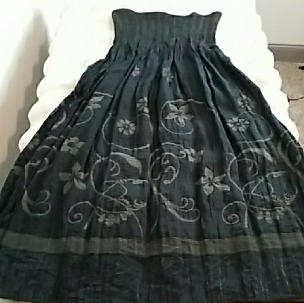 Lapis Black Strapless Dress